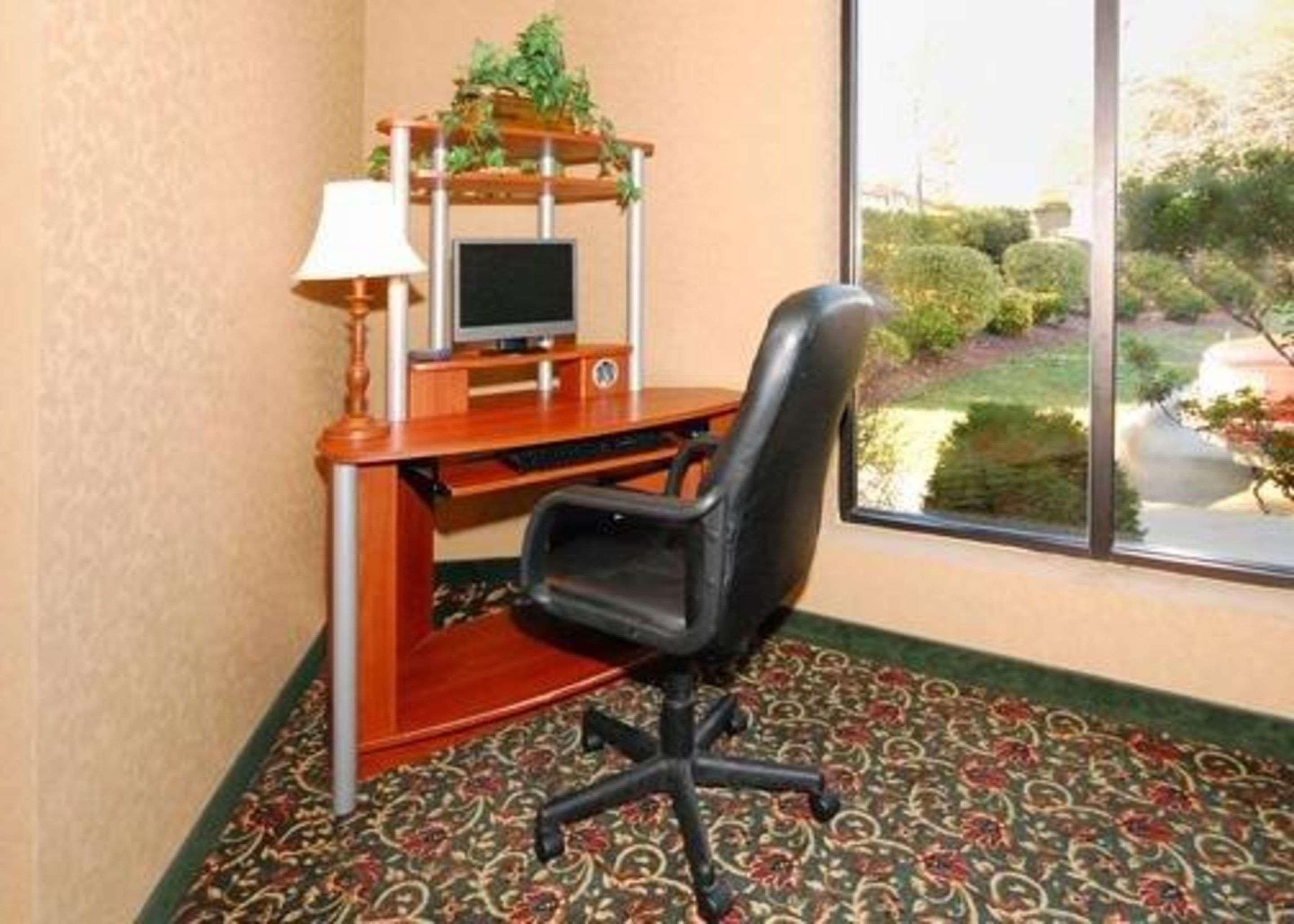 Quality Inn & Suites Tarboro - Kingsboro Bagian luar foto