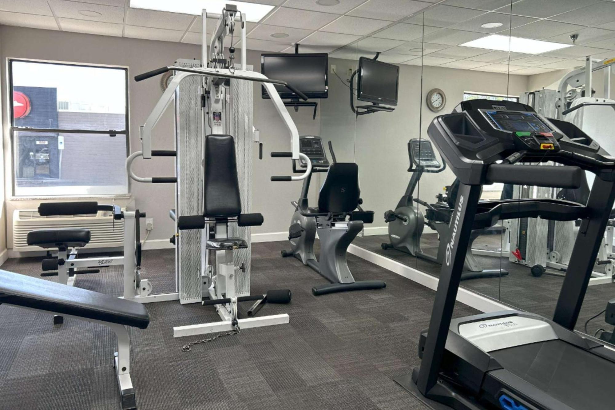 Quality Inn & Suites Tarboro - Kingsboro Bagian luar foto