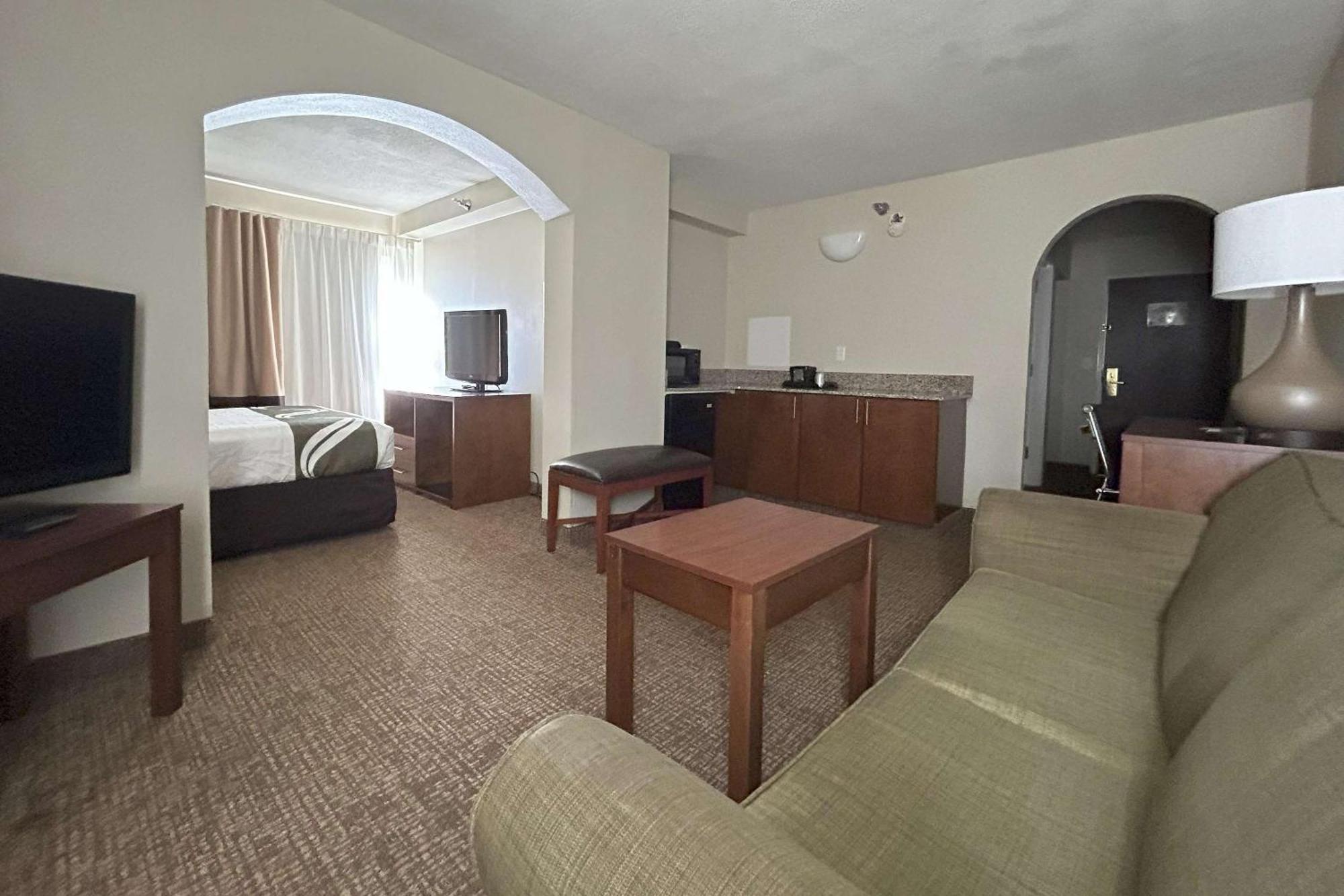 Quality Inn & Suites Tarboro - Kingsboro Bagian luar foto