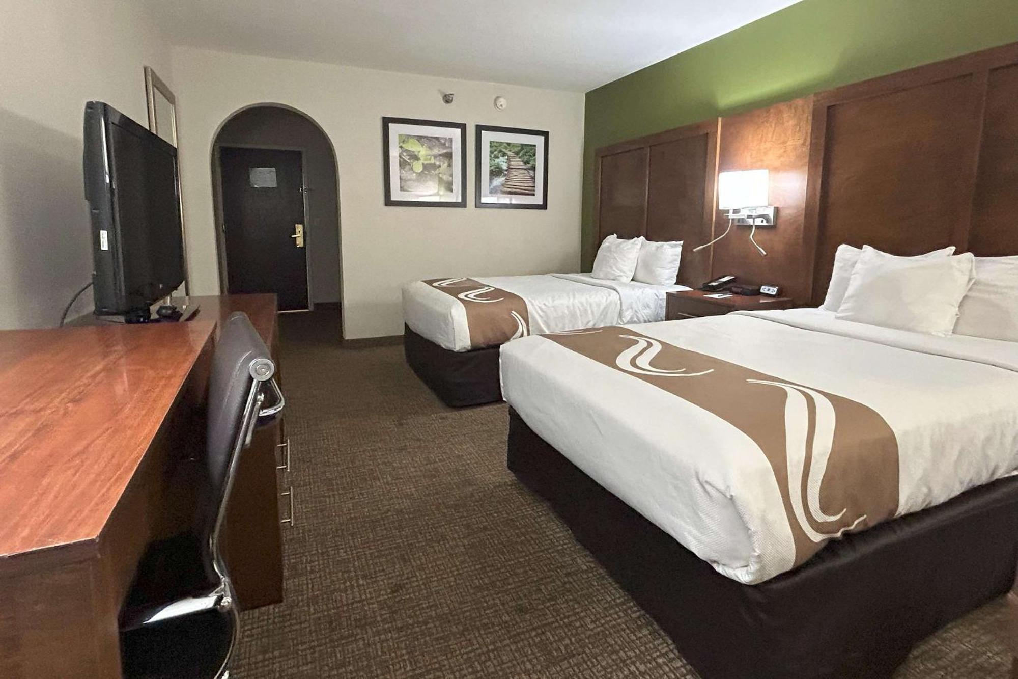 Quality Inn & Suites Tarboro - Kingsboro Bagian luar foto